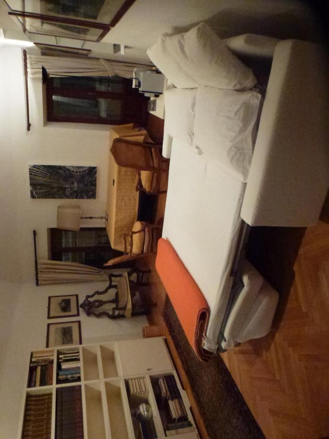 Cosy In Via Del Corso Apartamento